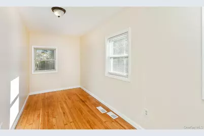 860 Flanders Road, Flanders, NY 11901 - Photo 21