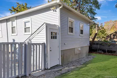 860 Flanders Road, Flanders, NY 11901 - Photo 9