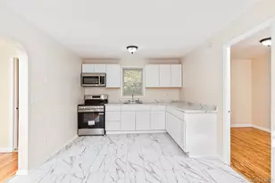 860 Flanders Rd, Flanders, NY 11901 - Photo 3