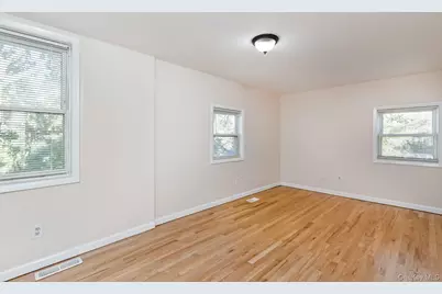 860 Flanders Road, Flanders, NY 11901 - Photo 23