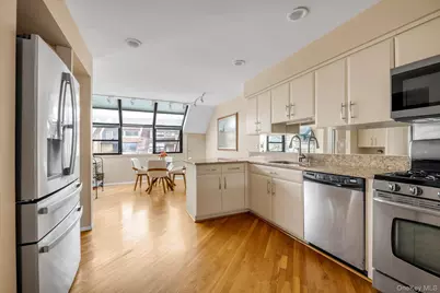 6 John Bean Court, Port Washington, NY 11050 - Photo 7