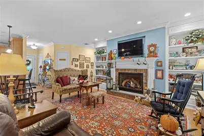 898 Peconic Bay Boulevard, Jamesport, NY 11901 - Photo 5