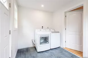 30 Vail Ave, East Quogue, NY 11942 - Photo 21