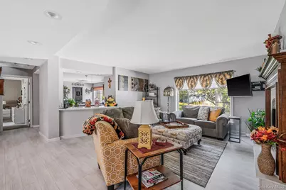 1407 Middle Road #258, Calverton, NY 11933 - Photo 17