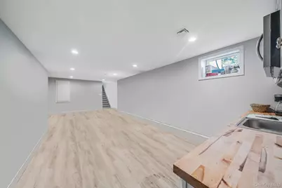 1407 Middle Road #258, Calverton, NY 11933 - Photo 37