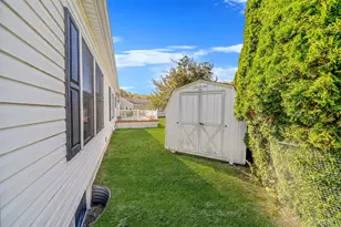 1407 Middle Rd, Calverton, NY 11933 - Photo 11