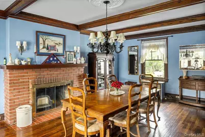 331 Mineola Boulevard, Mineola, NY 11501 - Photo 11