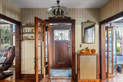 331 Mineola Boulevard, Mineola, NY 11501 - Photo 9