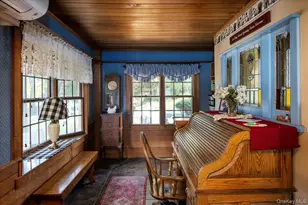 331 Mineola Blvd, Mineola, NY 11501 - Photo 23