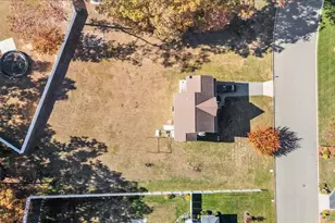 64 E Margin Rd, Ridge, NY 11961 - Photo 21