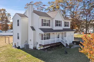 64 E Margin Rd, Ridge, NY 11961 - Photo 19