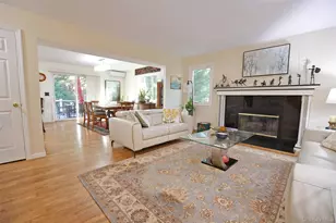 64 Glen Rd, Calverton, NY 11933 - Photo 5