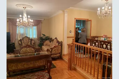 72-11 110 Street #3g, Forest Hills, NY 11375 - Photo 5