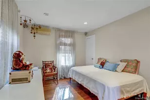 51-27 Browvale Ln, Little Neck, NY 11362 - Photo 19