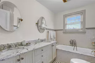 51-27 Browvale Ln, Little Neck, NY 11362 - Photo 21