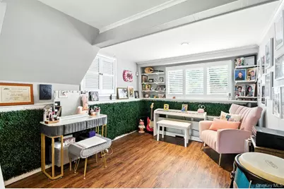 21 Macarthur Avenue, Plainview, NY 11803 - Photo 17