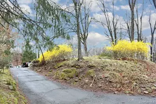 161 McNamara Rd, Spring Valley, NY 10977 - Photo 35