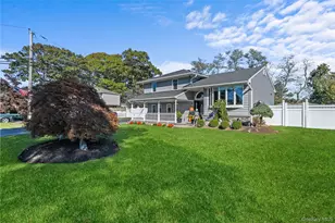 9 Cynthia Ln, East Islip, NY 11730 - Photo 7