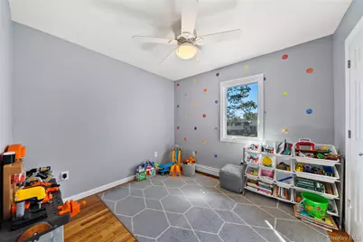 9 Cynthia Lane, East Islip, NY 11730 - Photo 19