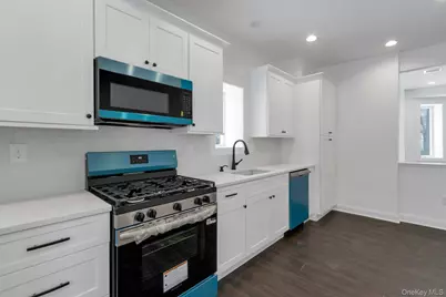 570 Kings Highway, Valley Cottage, NY 10989 - Photo 13