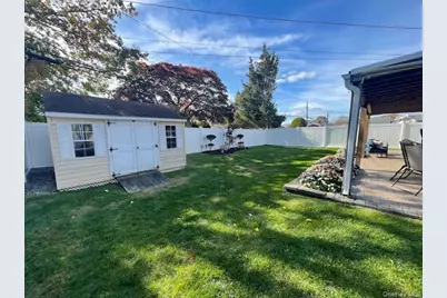 62 Old Farm Road, Levittown, NY 11756 - Photo 23