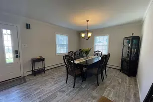 62 Old Farm Rd, Levittown, NY 11756 - Photo 7