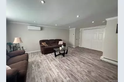 62 Old Farm Road, Levittown, NY 11756 - Photo 9