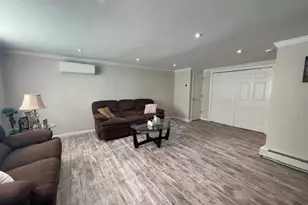 62 Old Farm Rd, Levittown, NY 11756 - Photo 9