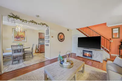 257 Storm Drive, Holtsville, NY 11742 - Photo 9