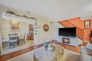 257 Storm Dr, Holtsville, NY 11742 - Photo 9