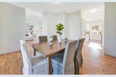 599 Robeson Place, Medford, NY 11763 - Photo 3