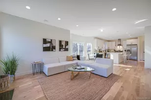 599 Robeson Pl, Medford, NY 11763 - Photo 5