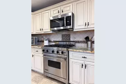 1543 William Street, Merrick, NY 11566 - Photo 5