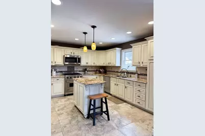 1543 William Street, Merrick, NY 11566 - Photo 3