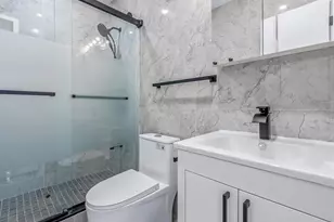 233-12 Bay St, Douglaston, NY 11363 - Photo 29