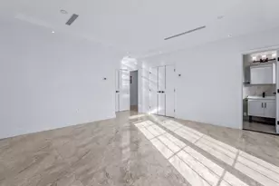 233-12 Bay St, Douglaston, NY 11363 - Photo 25