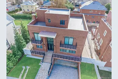 233-12 Bay Street, Douglaston, NY 11363 - Photo 41