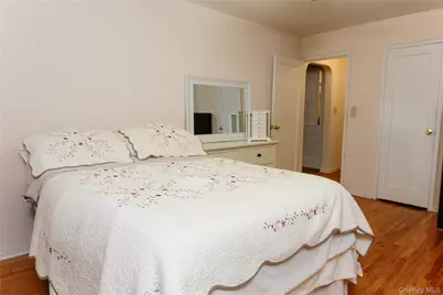 102 Spruce Street #2A, Yonkers, NY 10701 - Photo 9