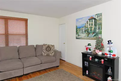 102 Spruce Street #2A, Yonkers, NY 10701 - Photo 5