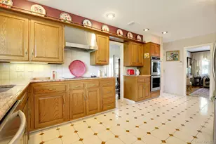 24 Rolling Hill Rd, Old Westbury, NY 11568 - Photo 13