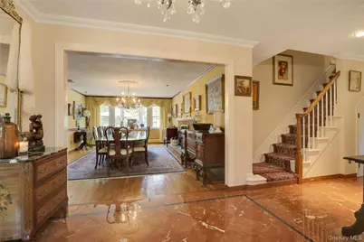 24 Rolling Hill Road, Old Westbury, NY 11568 - Photo 5