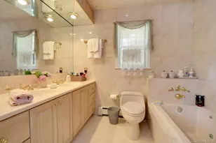 24 Rolling Hill Rd, Old Westbury, NY 11568 - Photo 27