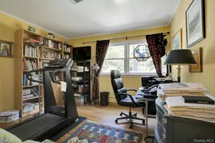 24 Rolling Hill Rd, Old Westbury, NY 11568 - Photo 21