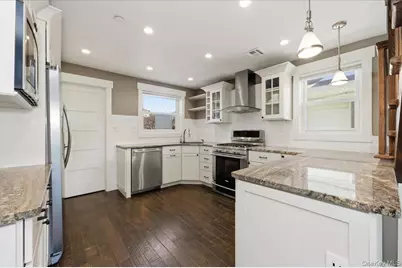 261 W Hudson Street, Long Beach, NY 11561 - Photo 9