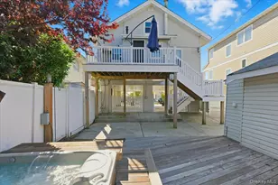 261 W Hudson St, Long Beach, NY 11561 - Photo 23