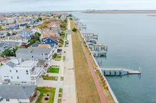 261 W Hudson St, Long Beach, NY 11561 - Photo 33