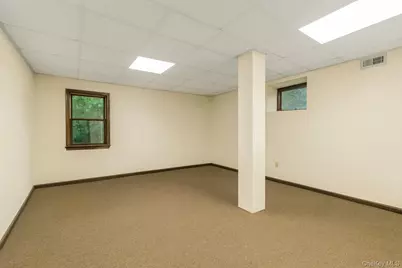 15 Wayne Way, White Plains, NY 10607 - Photo 29