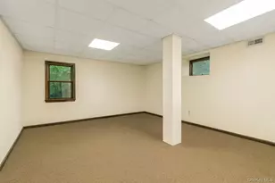 15 Wayne Way, White Plains, NY 10607 - Photo 29