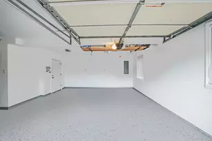 18 Concord Dr, Holtsville, NY 11742 - Photo 37