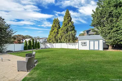 18 Concord Drive, Holtsville, NY 11742 - Photo 43